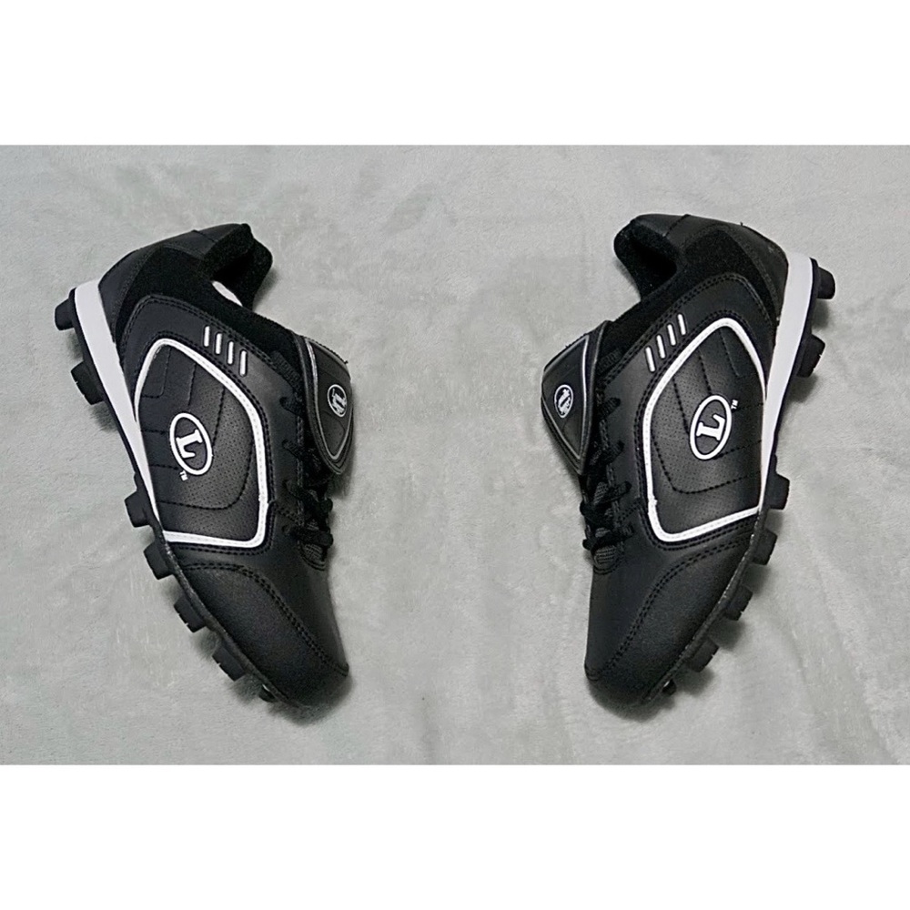 Louisville Slugger Softball Cleats